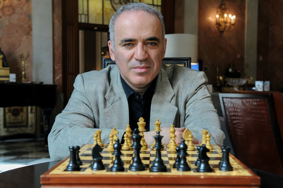 Bắt đầu sự nghiệp Garry Kasparov