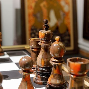 Bộ Cờ Vua Trang Trí Siêu Lớn – Giant Chess Set orange and blue