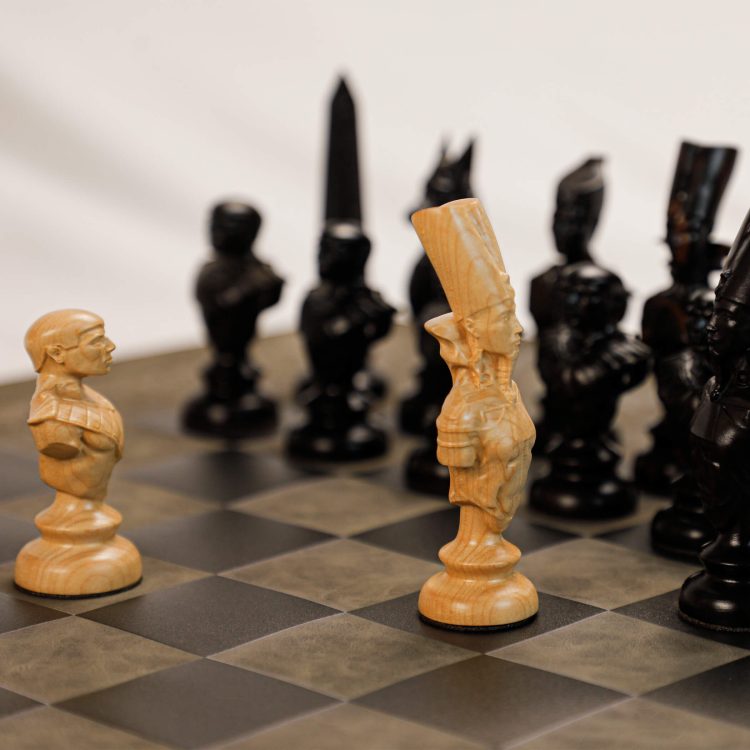 Cờ Vua Ai Cập - Gỗ Mun & Gỗ Thích, Bàn Cờ Da - Luxury Chess Set (5)