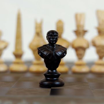 Cờ Vua Ai Cập – Gỗ Mun & Gỗ Thích, Bàn Cờ Da – Luxury Chess Set