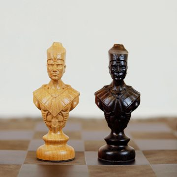 Cờ Vua Ai Cập – Gỗ Mun & Gỗ Thích, Bàn Cờ Da – Luxury Chess Set